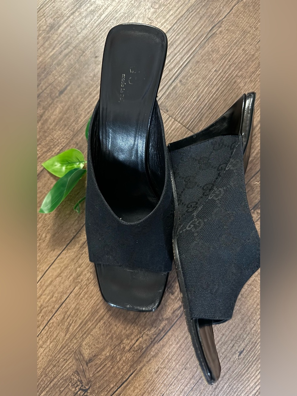 Gucci GG Monogram Canvas Peep Toe Mules Black Square Toe Heels Made in Italy